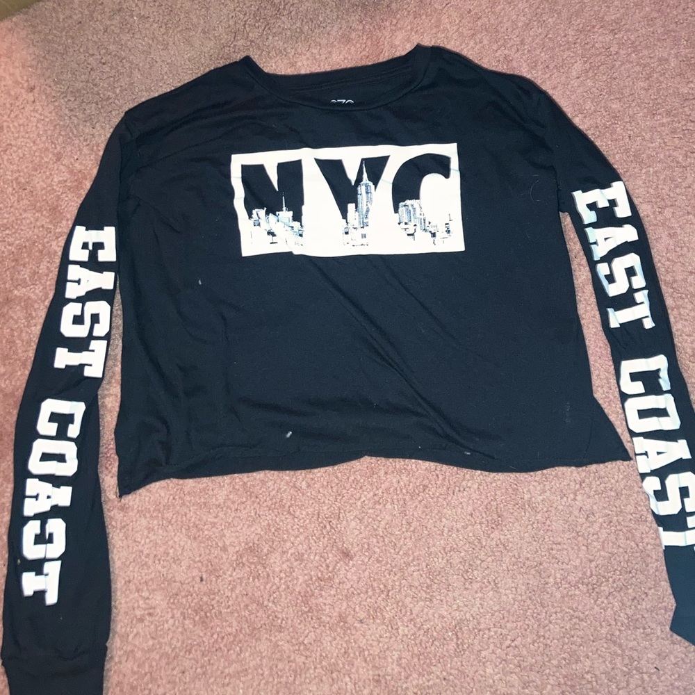 Black long sleeves crop top. From Freeze. East coast design.
